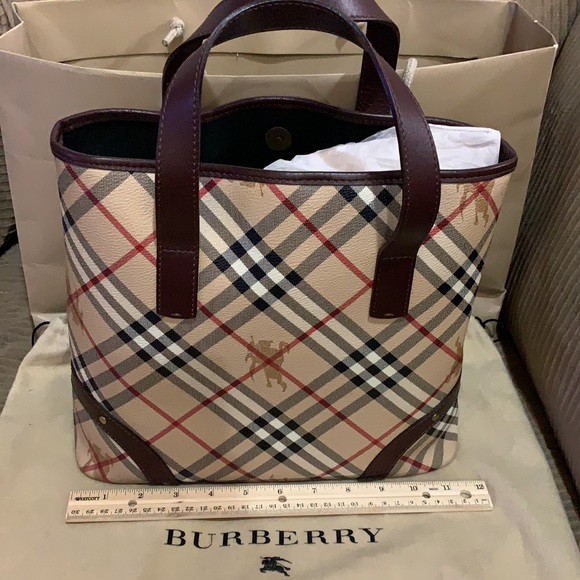 Burberry tote - Picture 2 of 5